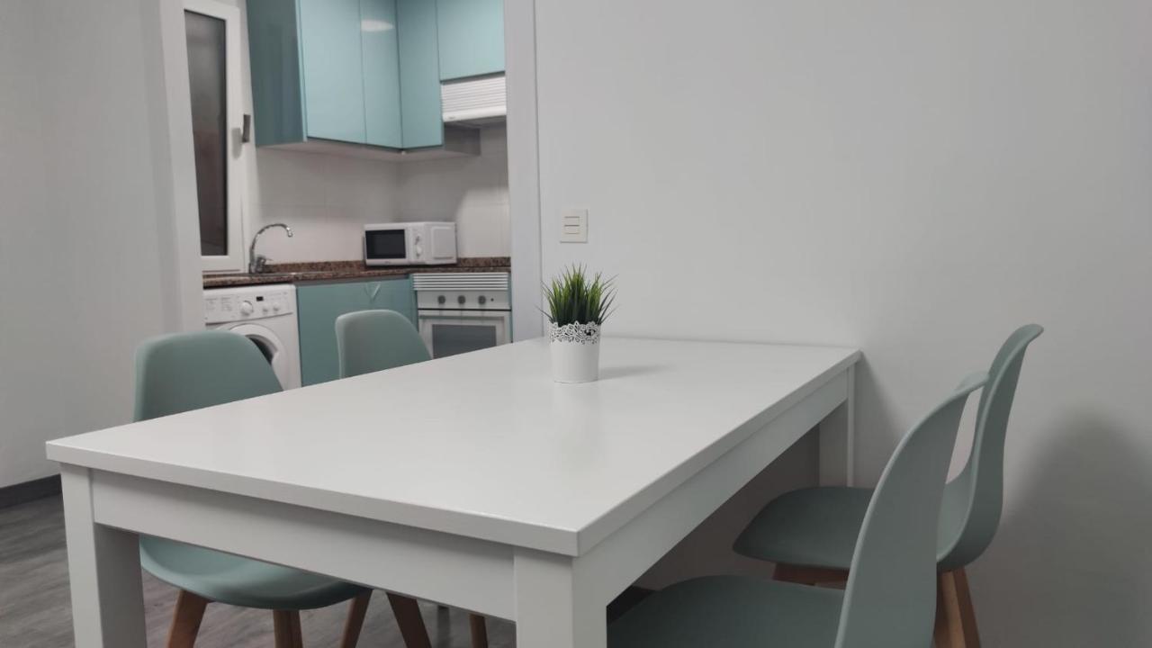 Casa Gascona Con Parking, Wifi Y Netflix Gratis!! By Delabra Apartments Oviedo Bagian luar foto