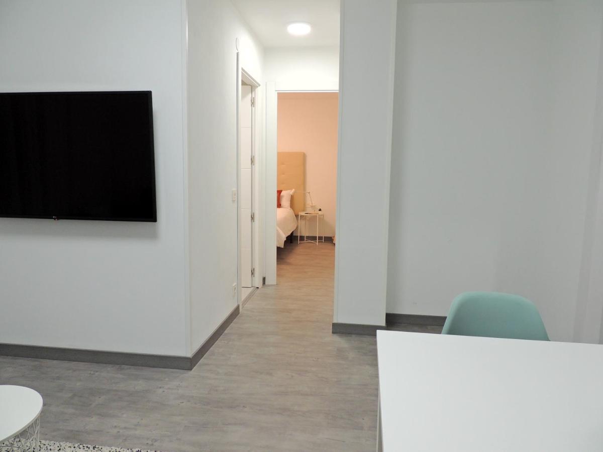 Casa Gascona Con Parking, Wifi Y Netflix Gratis!! By Delabra Apartments Oviedo Bagian luar foto