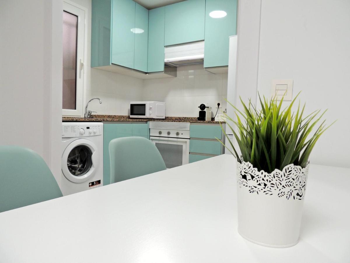 Casa Gascona Con Parking, Wifi Y Netflix Gratis!! By Delabra Apartments Oviedo Bagian luar foto
